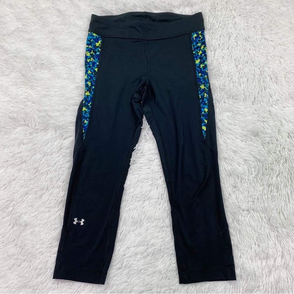 Under‎ Armour  low rise cropped leggings in black